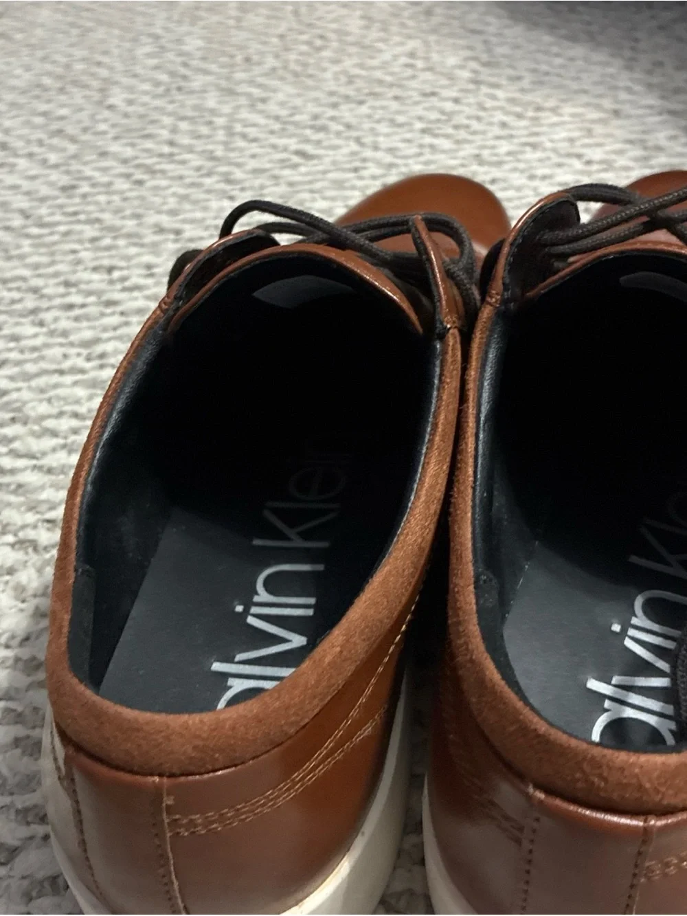 Calvin Klein Men’s Brown Leather Lace-Up shoes size 11